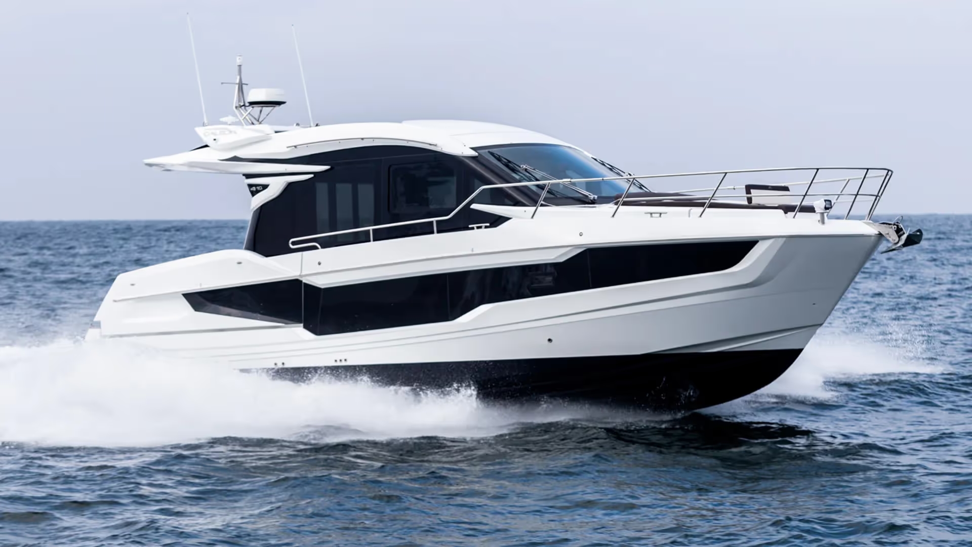 Galeon Yachts 410 HTC