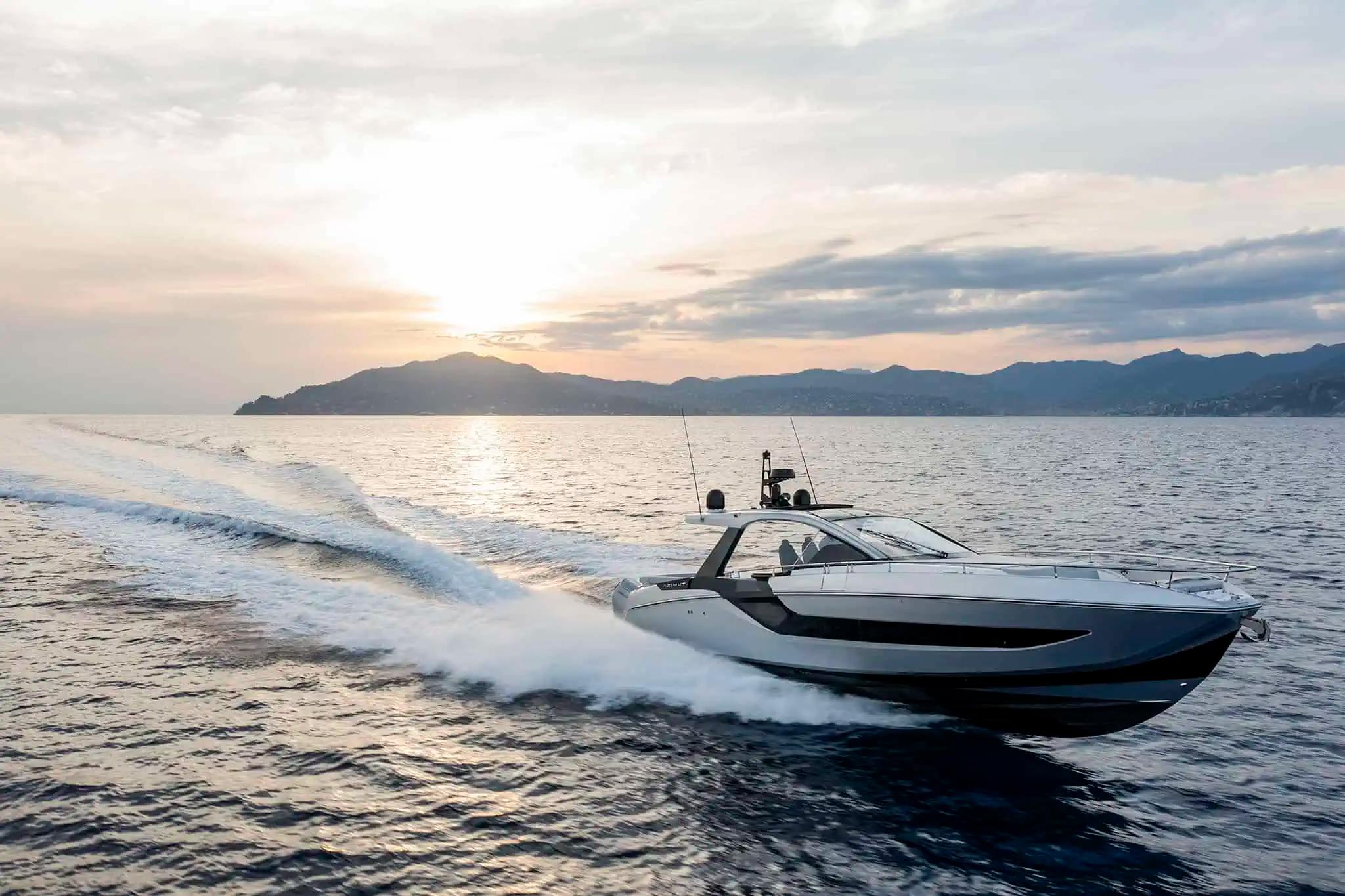 Azimut 48