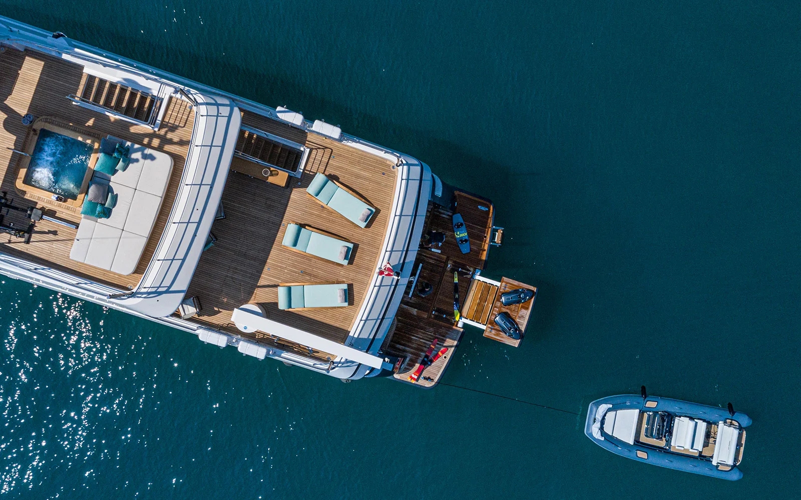 Cantiere delle Marche Darwin Class 102'