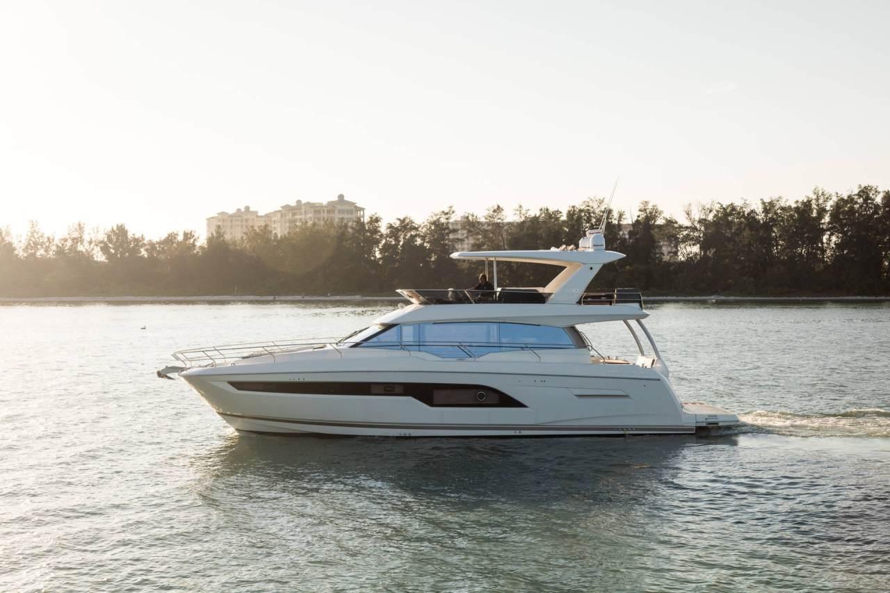 Prestige + PRESTIGE 630 Innovation & elegance Discover the yacht