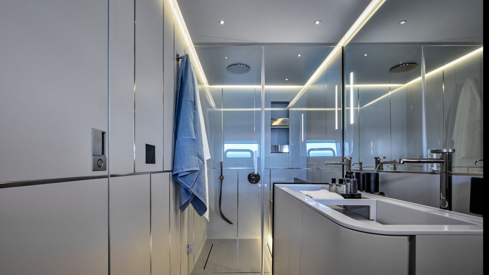 AB Yachts AB 110BOLD, INSTINCTIVE AND BUILT TO DOMINATE